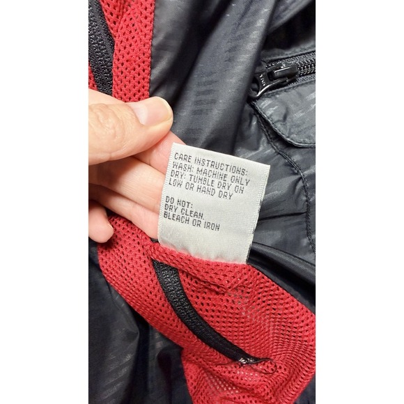 Y2K DC Snowboard Men's Black Insulated Jacket - Size M - Picture 7 of 16